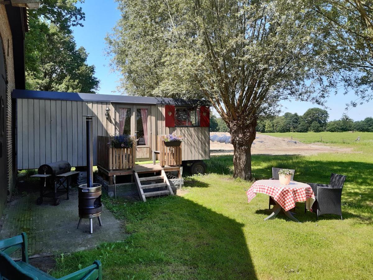 Pipowagen 'Klein Hoonhorst' Apartment พุทเทิน ภายนอก รูปภาพ